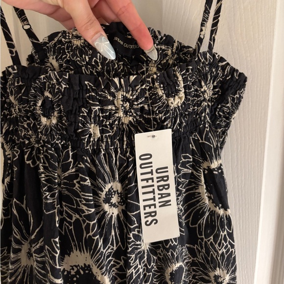 Urban Outfitters Black and White Floral Babydoll Dress - Picture 3 of 4